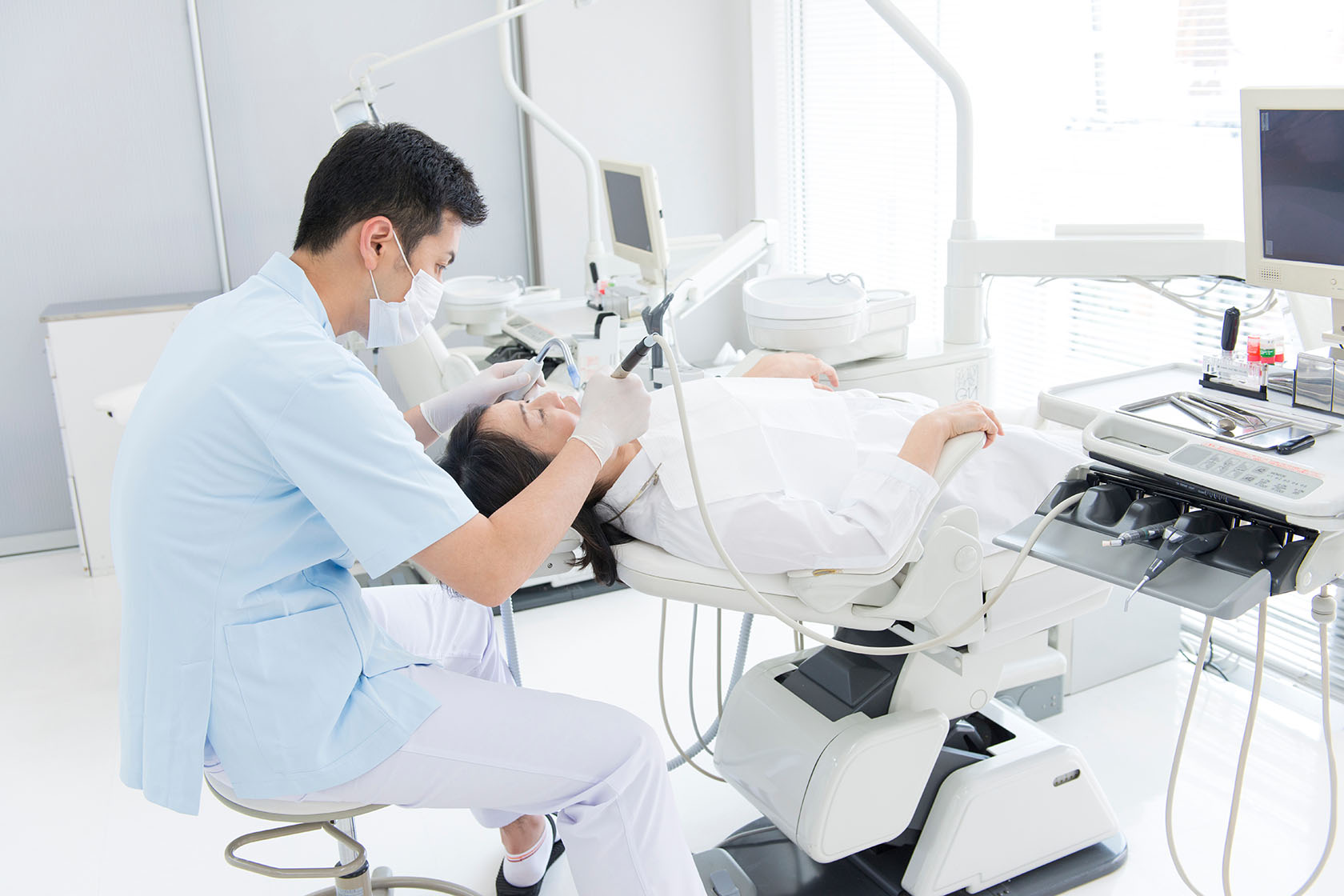 Schweizer Zahnarzt mit eigener Zahnklinik in Ungarn